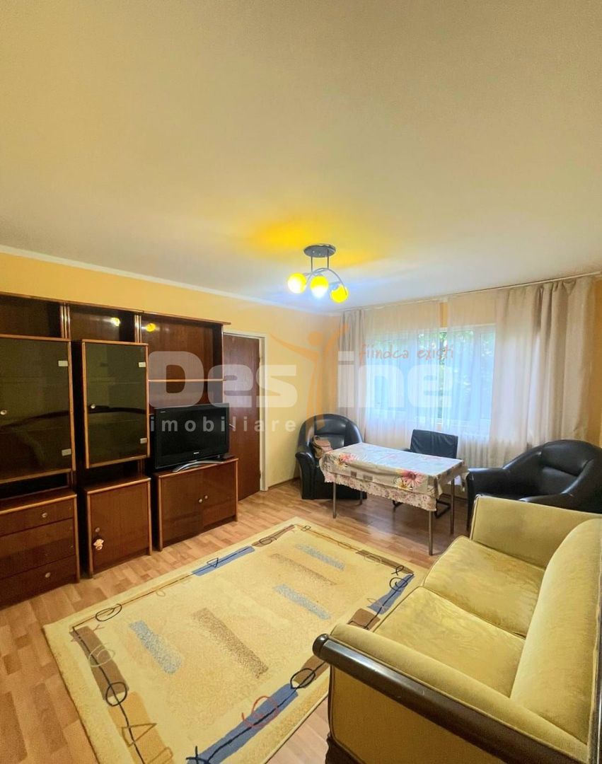 De vânzare apartament cu 3 camere- zona Tomis Nord - Poză 3