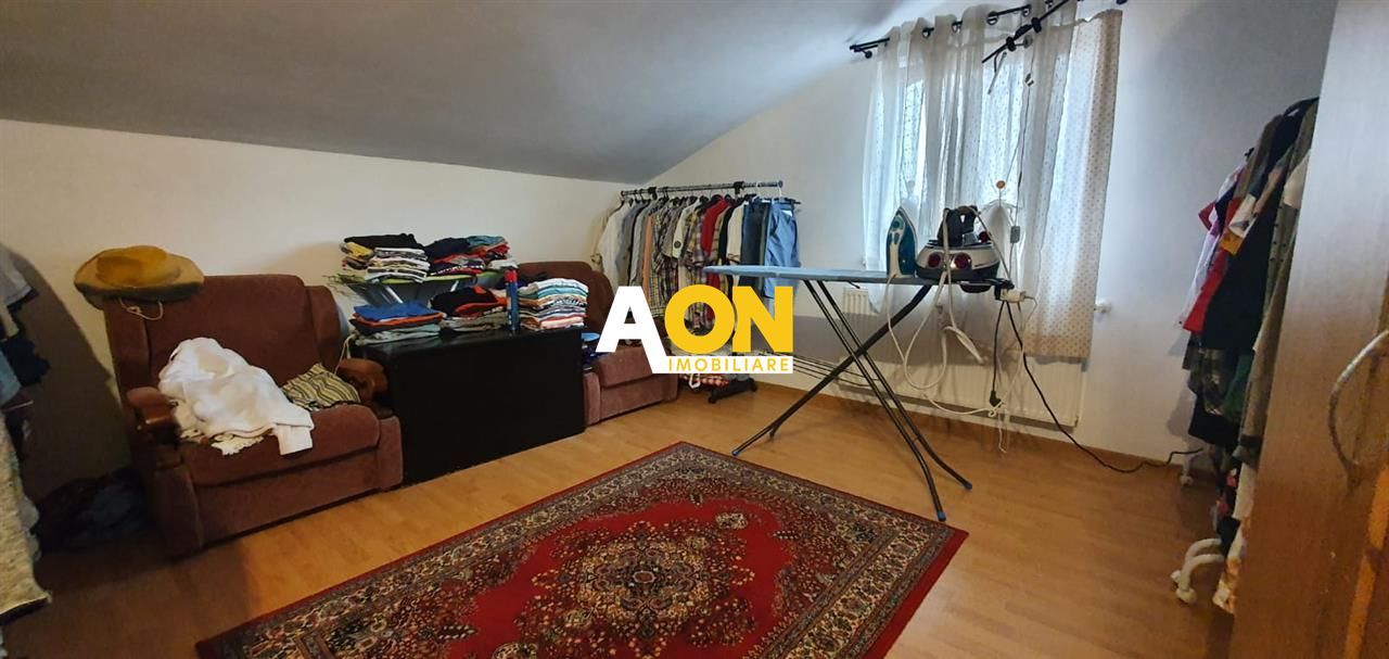 Casa 10 camere, 1000 mp teren, la asfalt, Barabant - Poză 18