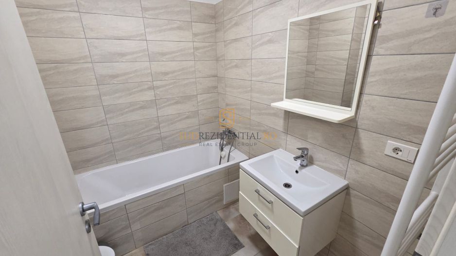 Apartament 2 camere de închiriat, The Grand Kristal Residence Sector 4 - Poză 5