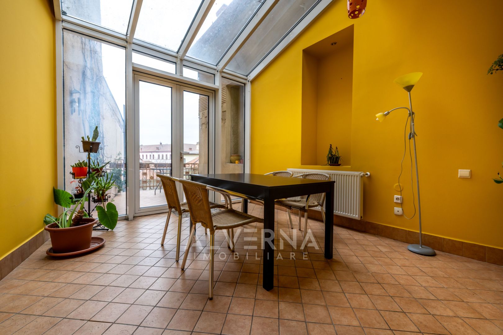 Apartament 3 camere 98mp, terasa 20mp, zona P-ta Muzeului - Poză 3