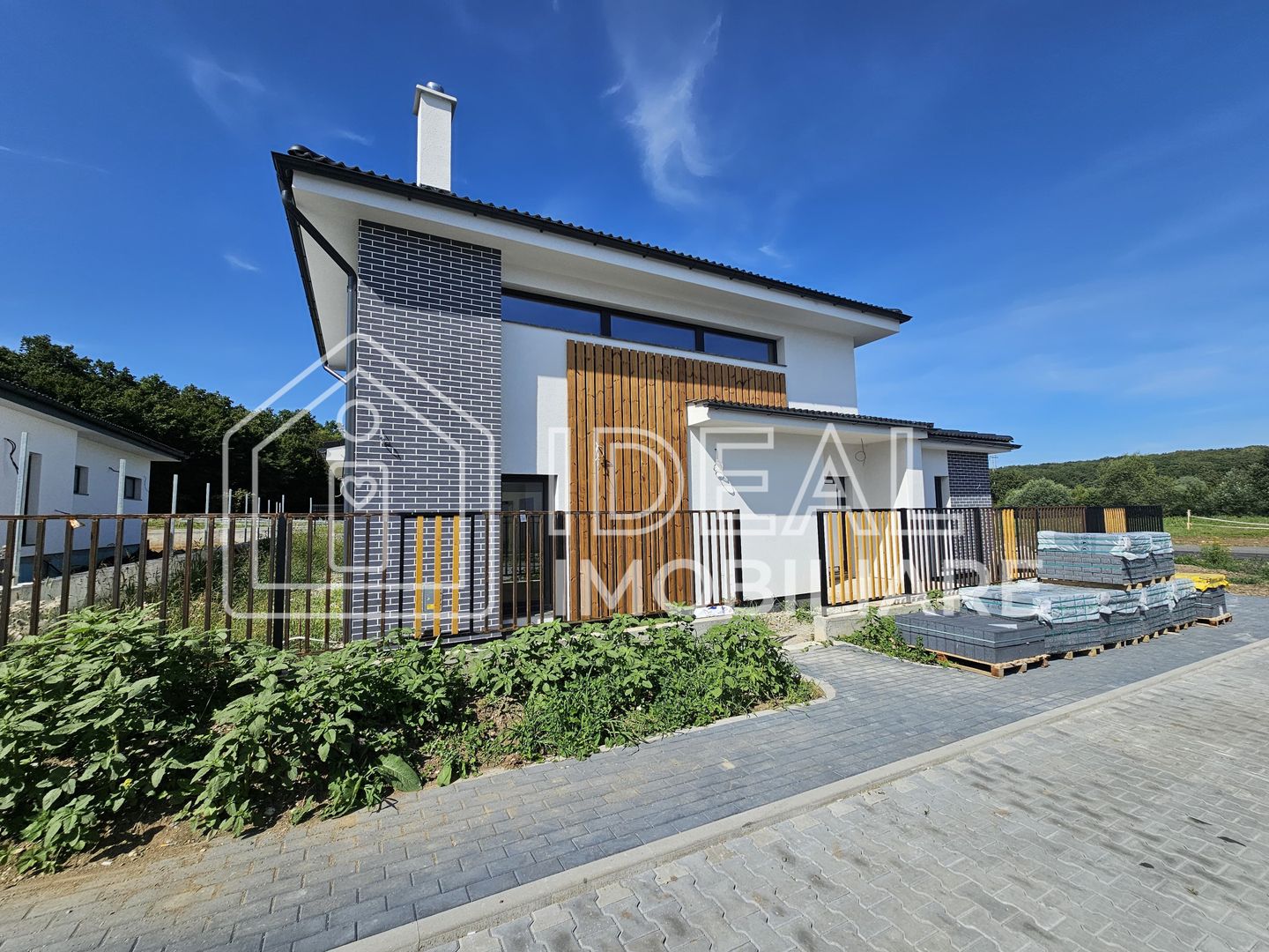 Casa Individuala pe un singur nivel cu 590 mp de teren - Poză 1