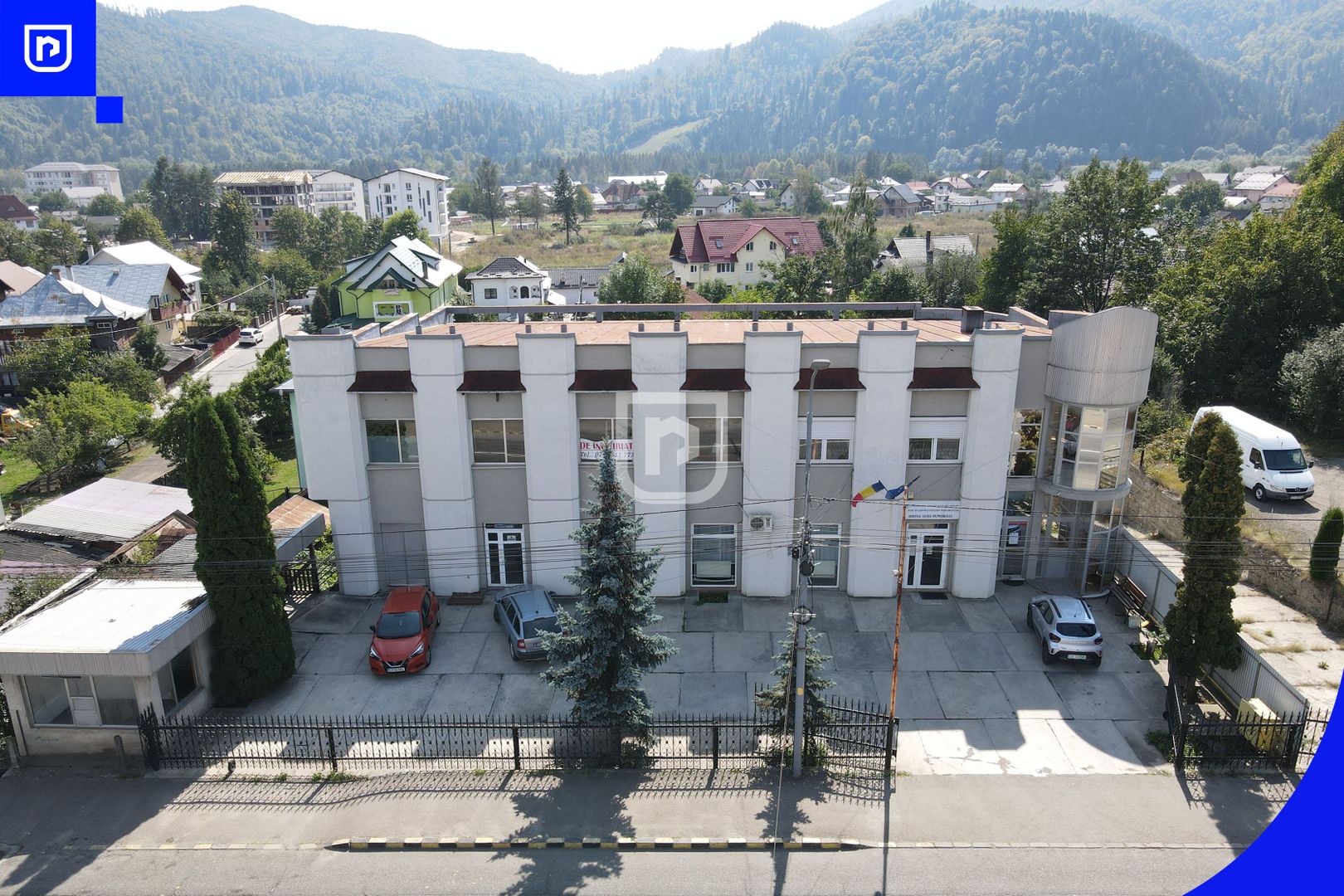 Spațiu comercial în Gura Humorului cu deschidere la DN17/E58 - Poză 3