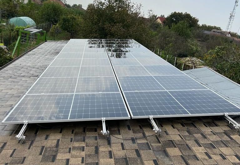 CASA CU TEREN GENEROS - Poză 20