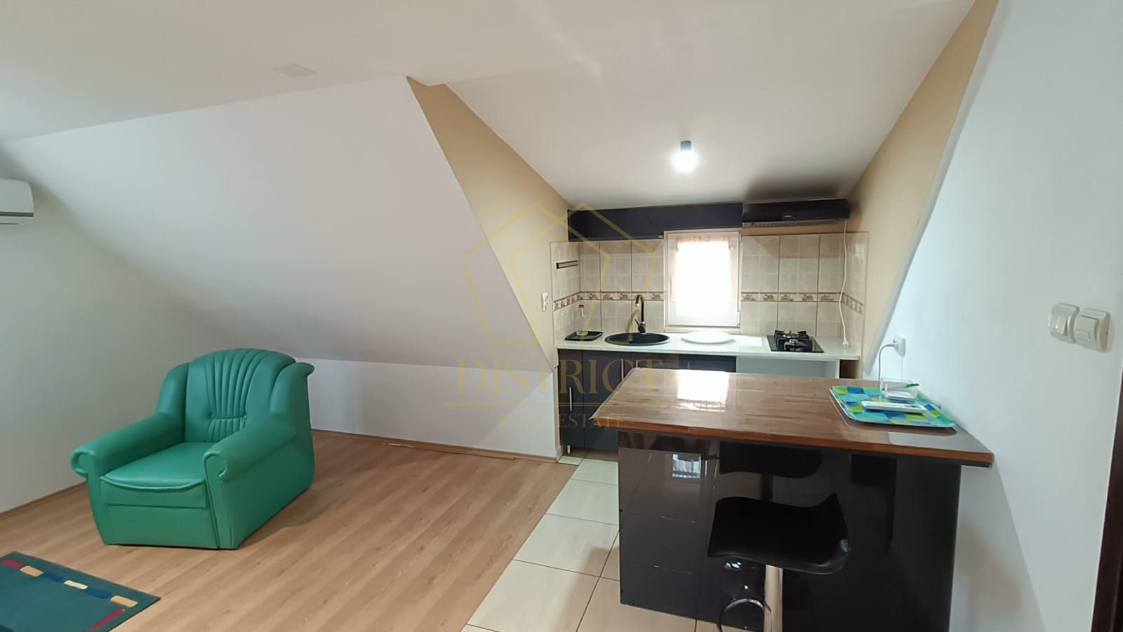 Casă 4 camere de închiriat | Curte mare | Dumbrăvița - Poză 15