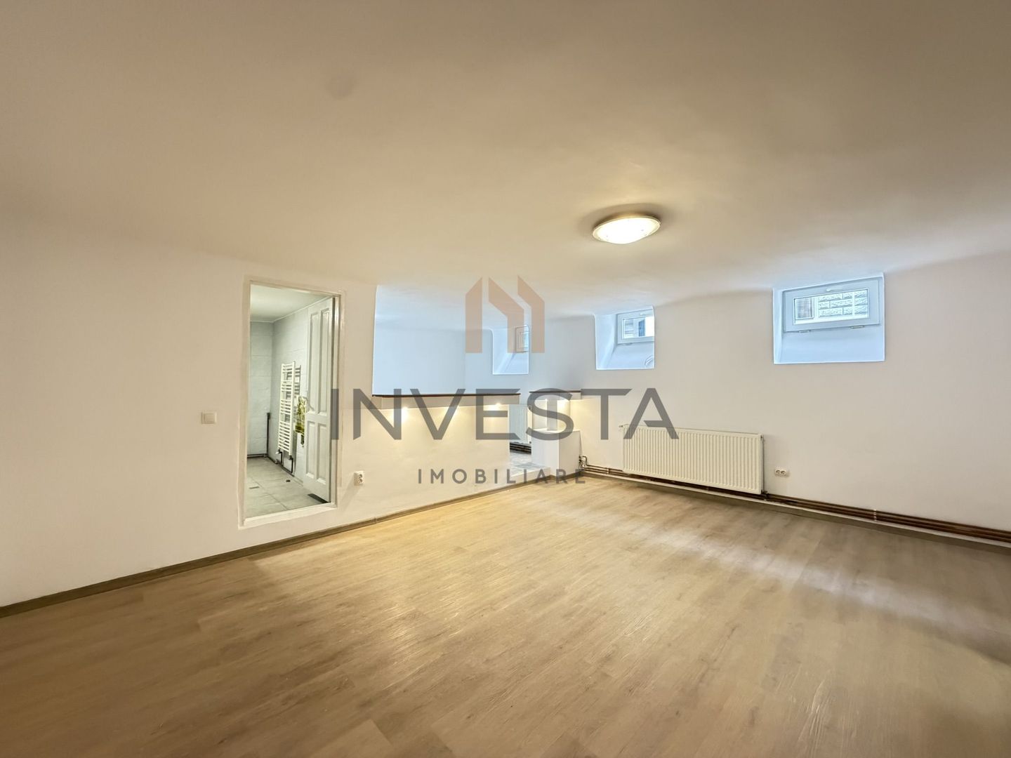 Apartament cochet- zona strazii  Albert Einstein - Poză 1