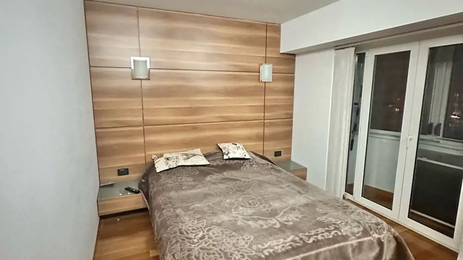 Vanzare Apartament 3 Camere cu Centrala la 2 minute de Mall Vitan - Poză 3