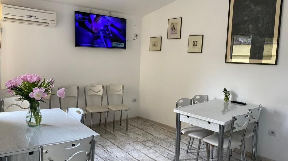 PENSIUNE 10 CAMERE DE ÎNCHIRIAT - BUCUREȘTI - Poză 5
