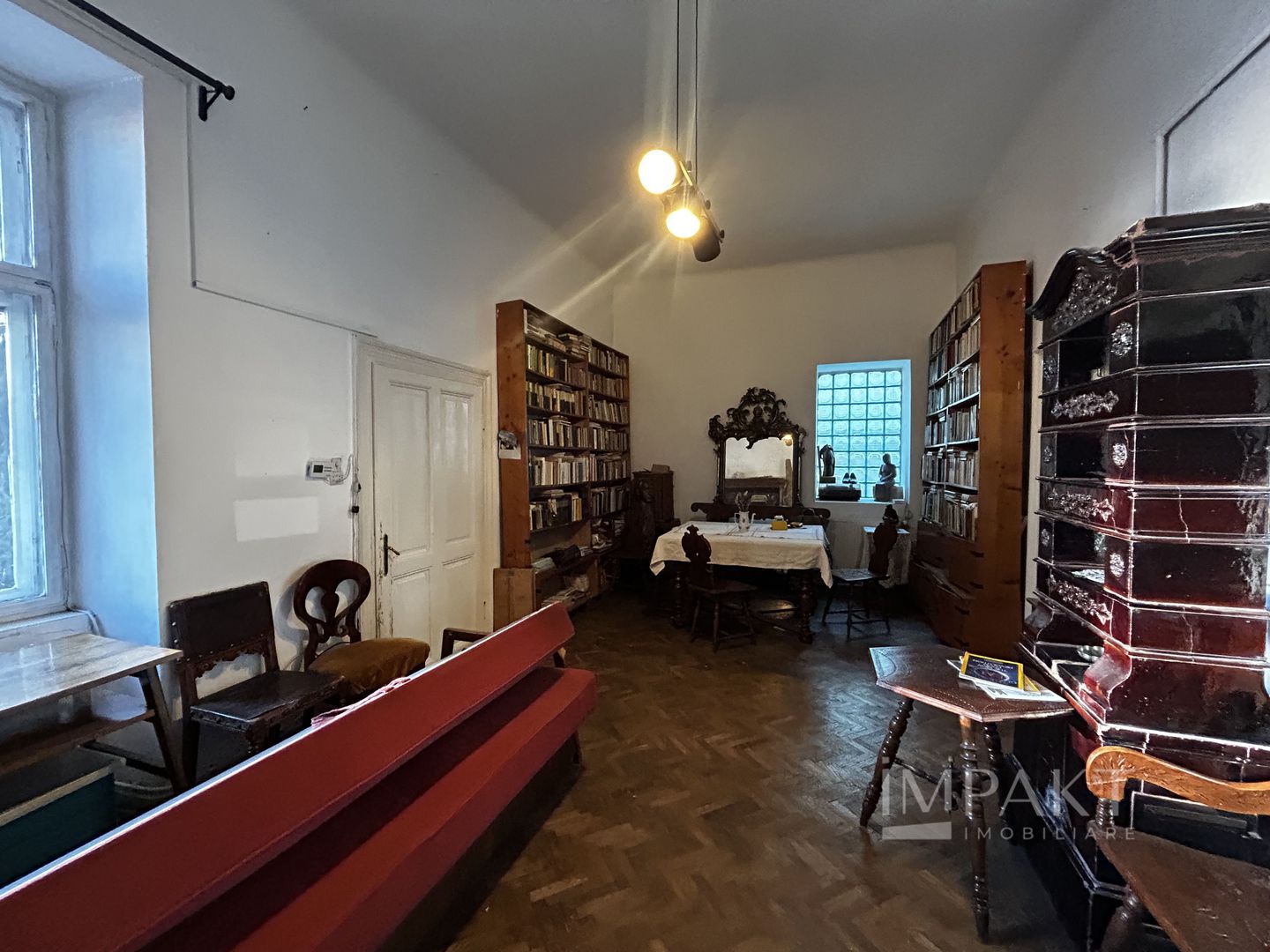 Vanzare apartament ultracentral, parter, imobil istoric - Poză 2