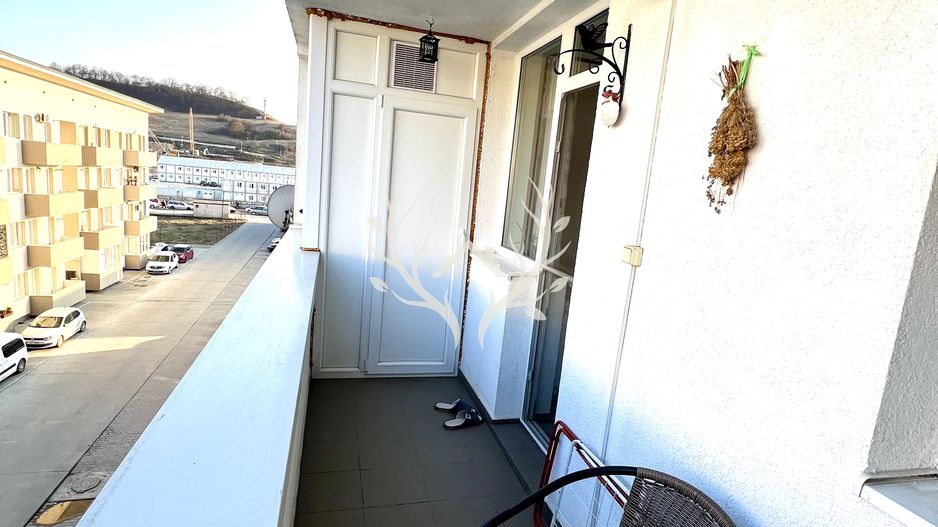 Apartament cu 2 camere decomandate, 2 balcoane, parcare | Str. Cetății - Poză 10