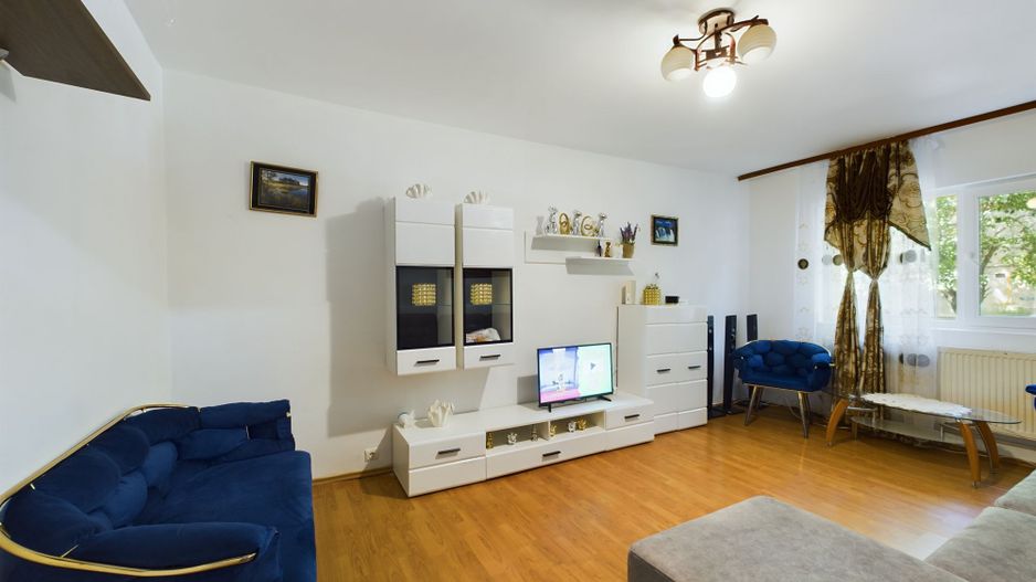 Apartament 3 camere zona Soarelui - Poză 2