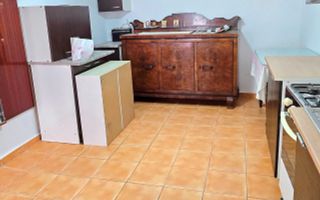 Apartament 2 camere decomandat într-o casă interbelică în Centrul Iașului - Independenței - Poză 4