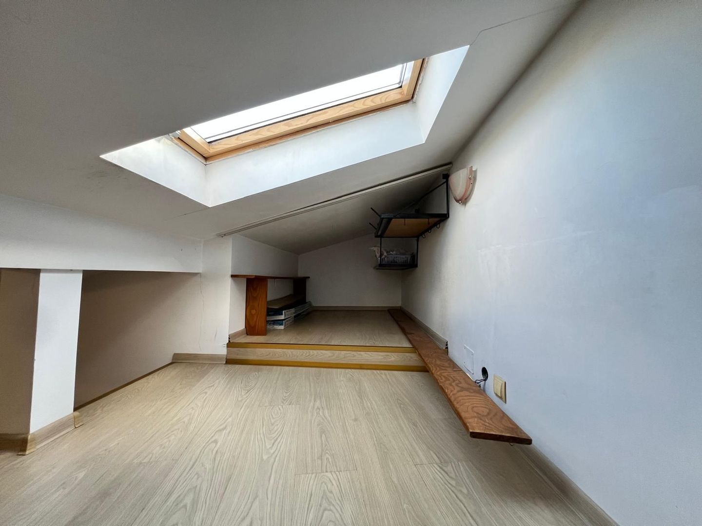 Apartament cu 2 Camere dispus pe 2 nivele | 41 mp | Central | Piața Abator - Poză 8