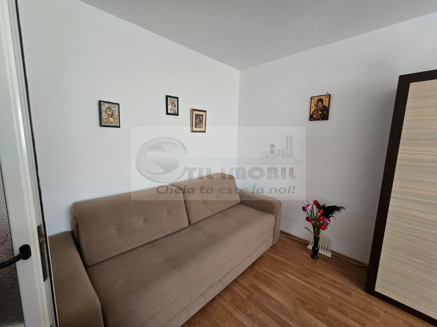 3 camere Podu de Fier Iași, 65 mp, mobilat, utilat – 162.000 € - Poză 2