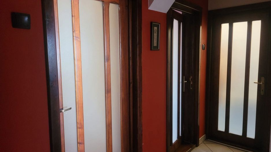 De vânzare – Apartament 3 camere | Renovat/ Focșani/VN, Zonă centrală - Poză 3