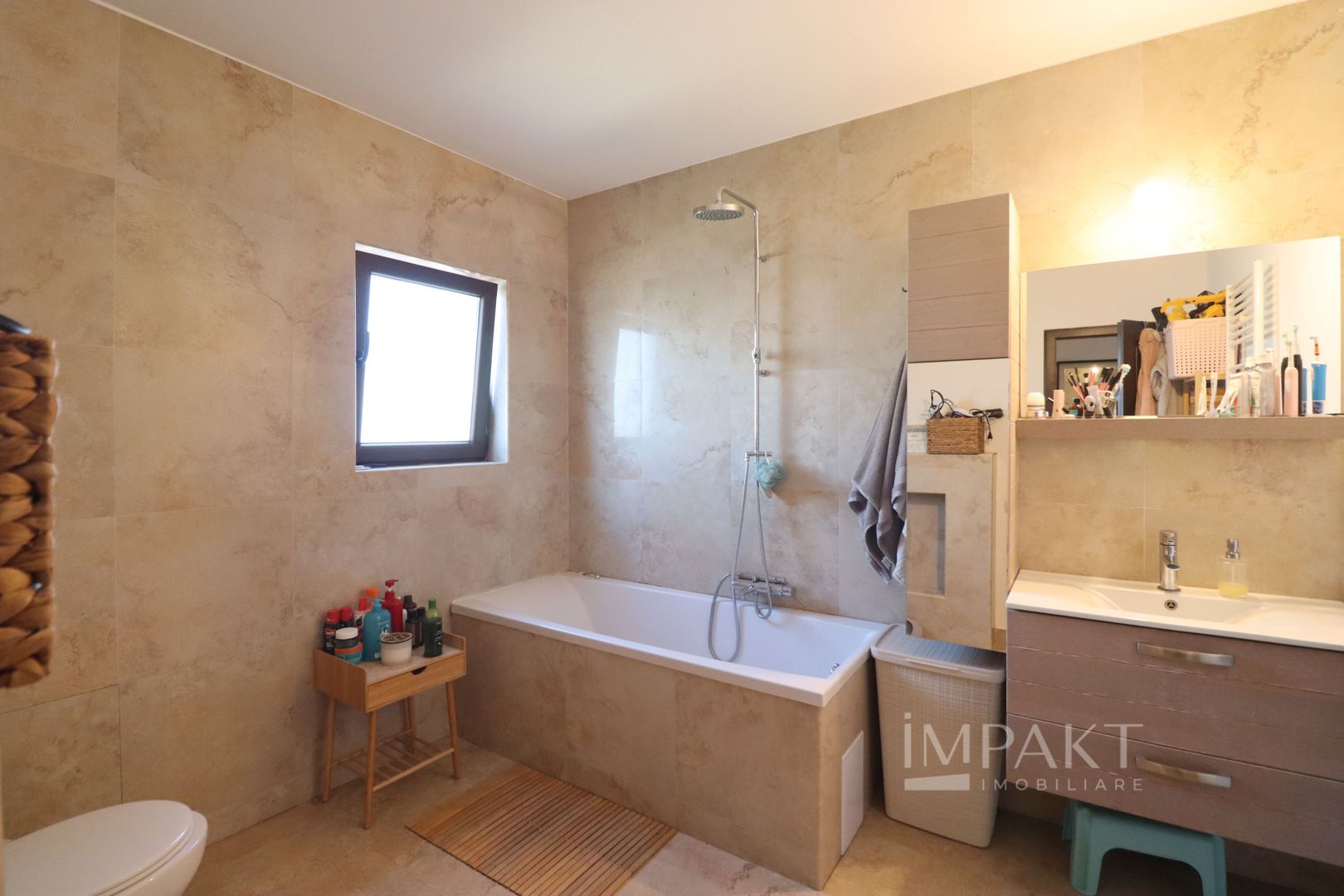 Apartament frumos cu 3 camere, cartier Buna Ziua! - Poză 11