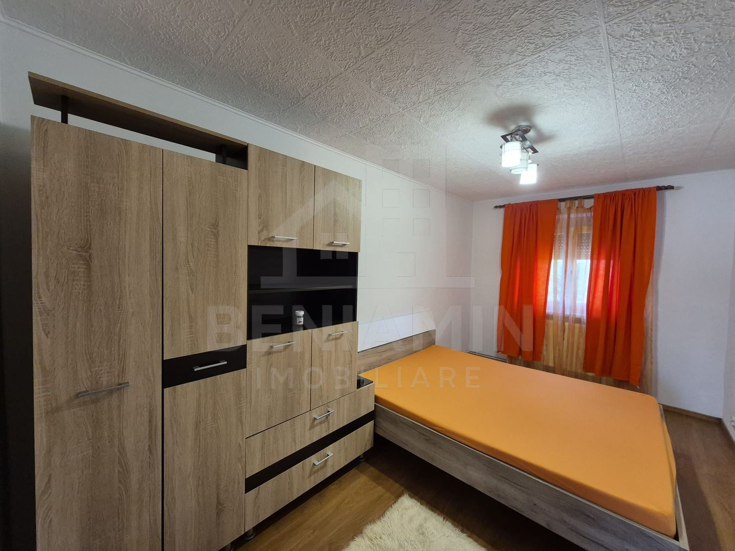 3Camere-50mp-Etaj3- Centrala Termica-50mp-Aer Conditionat-Cv9-Materna - Poză 3