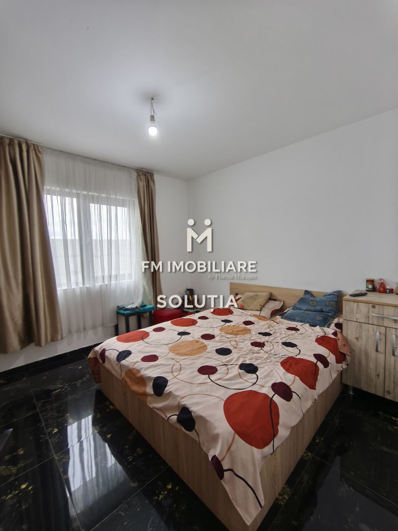 Casă spațioasă de vânzare – P+M | 5 camere | 255 mp construiți - Poză 2
