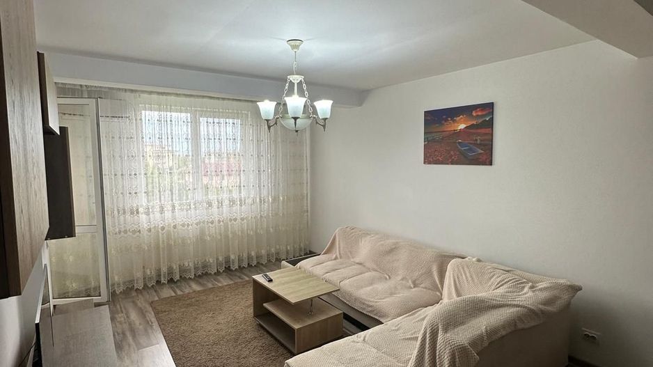 Agentie- Oferim spre inchiriere apartament cu 3 camere decomandat - Poză 9