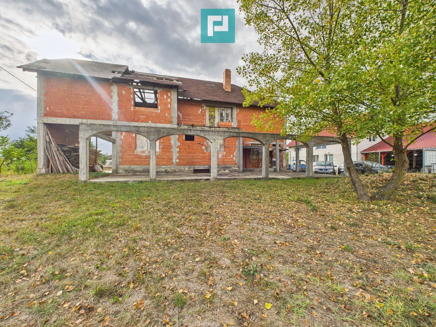 Casă la roşu S+P+1 în Bodrogu Nou - Poză 5