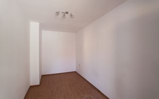 Casa singur in curte-zona Girocului - Poză 3