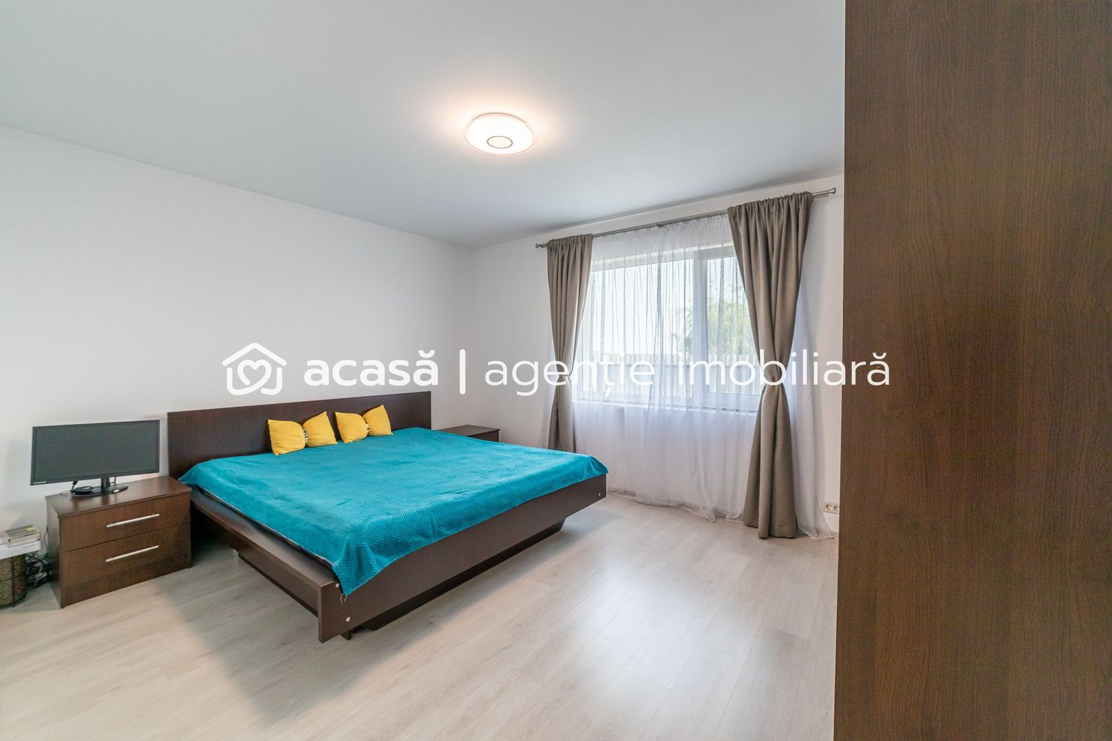 Nou! Casă frumoasă în Sâmbăteni - Poză 11