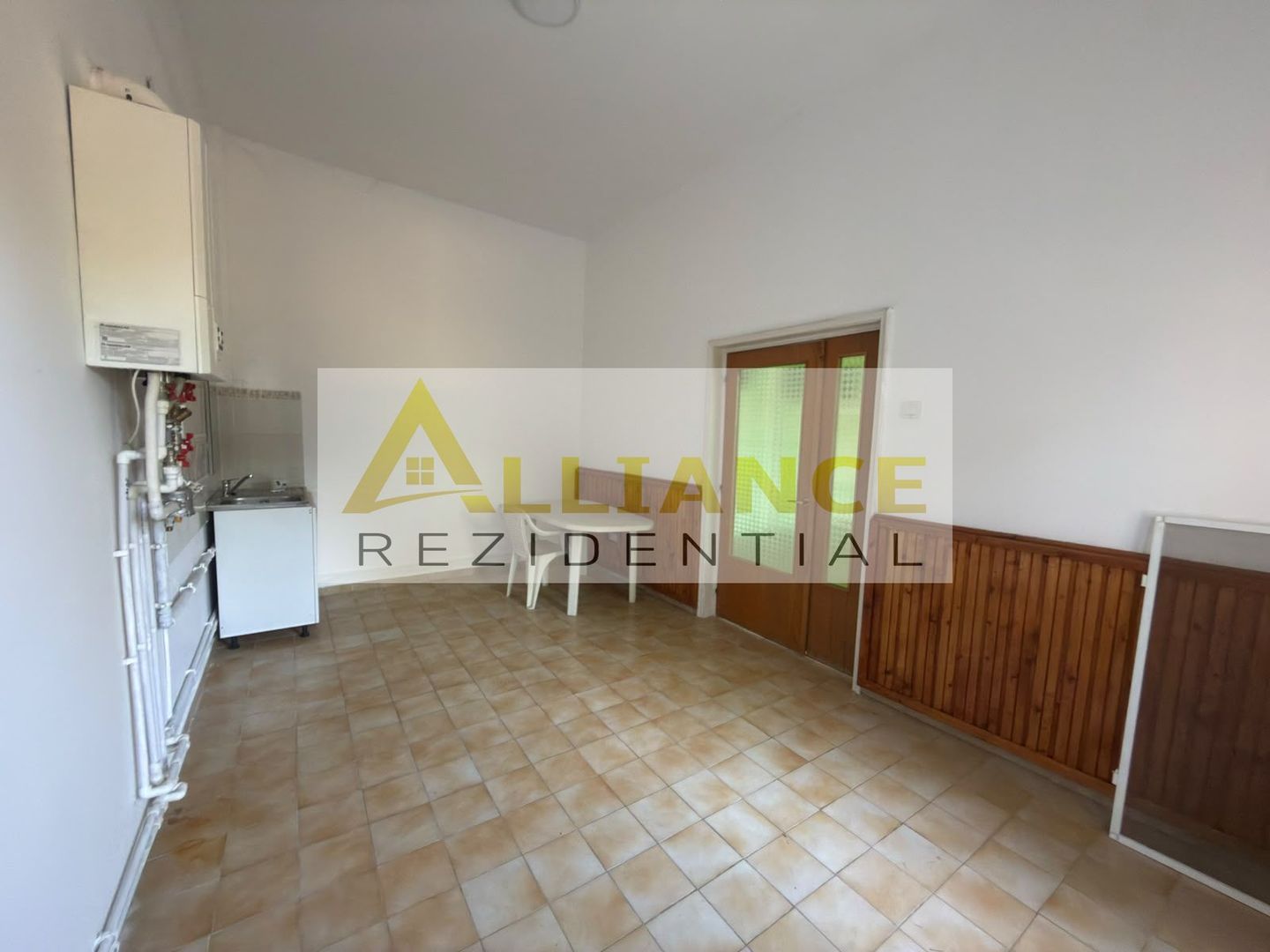 Casa individuala de vanzare in Catelu - 14 camere - teren 1550 mp - Poză 23