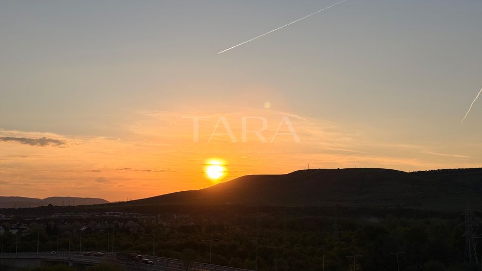 Apartament modern cu birou și panoramă deschisă – zona BMW. - Poză 18
