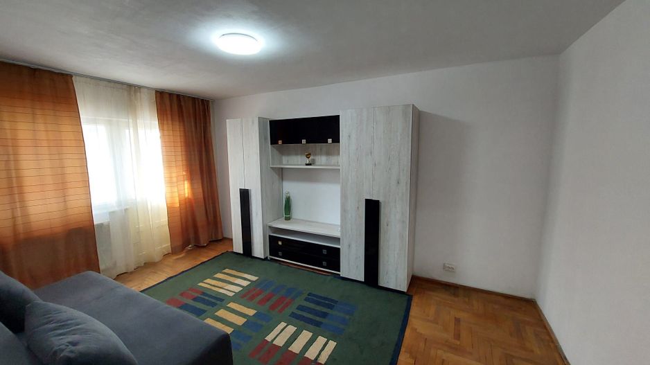 Apartament 2 camere, decomandat et.2, Ultracentral - Poză 1