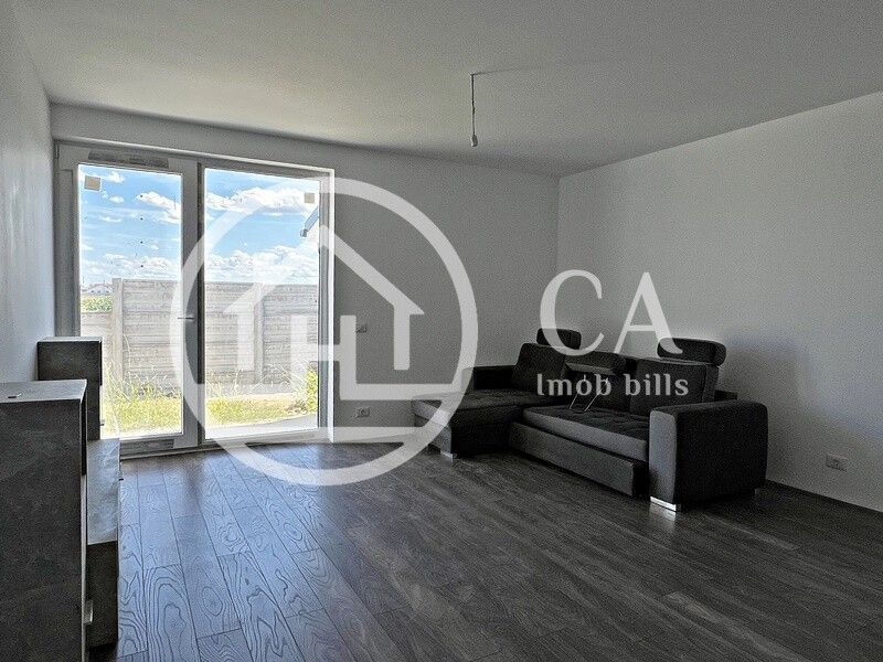 Casă de vânzare cu 3 camere în Nojorid, Bihor - Poză 1