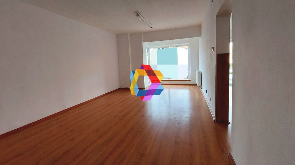 Spatiu comercial de închiriat Brasov - 50 mp # plus-imo.ro - Poză 1