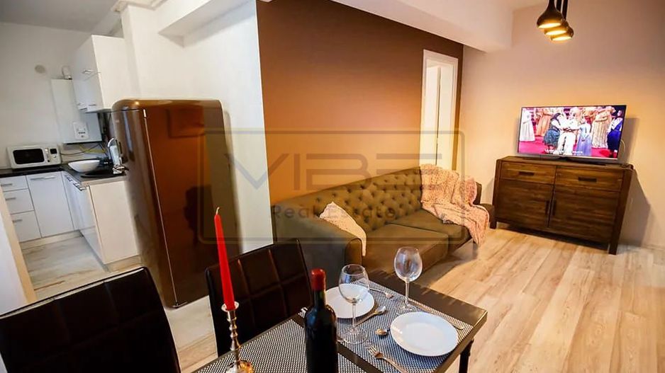 CENTRAL- bloc nou- 3 camere-etaj intermediar - Poză 1