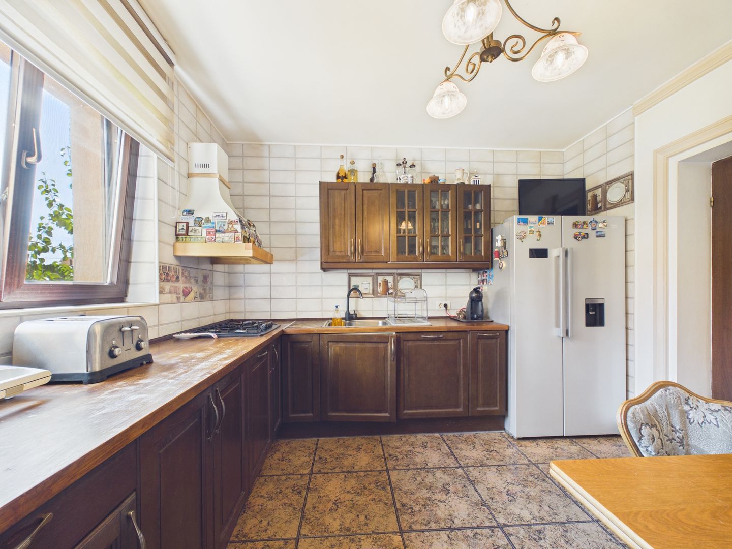 Vilă 10 camere + spațiu comercial | teren 1.300 mp | Otopeni 23 August - Poză 17