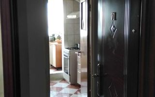 De vanzare apartament de 3 camere Titan,  5 min metrou Grigorescu - Poză 4