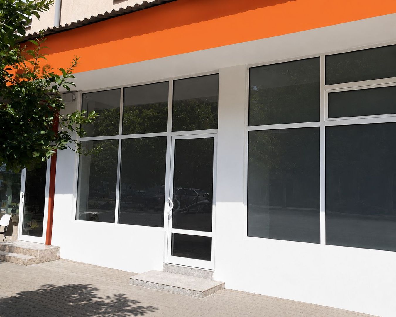 Spatiu comercial de inchiriat, 3 camere, 83 mp utili, vad bun, Sebes - Poză 1