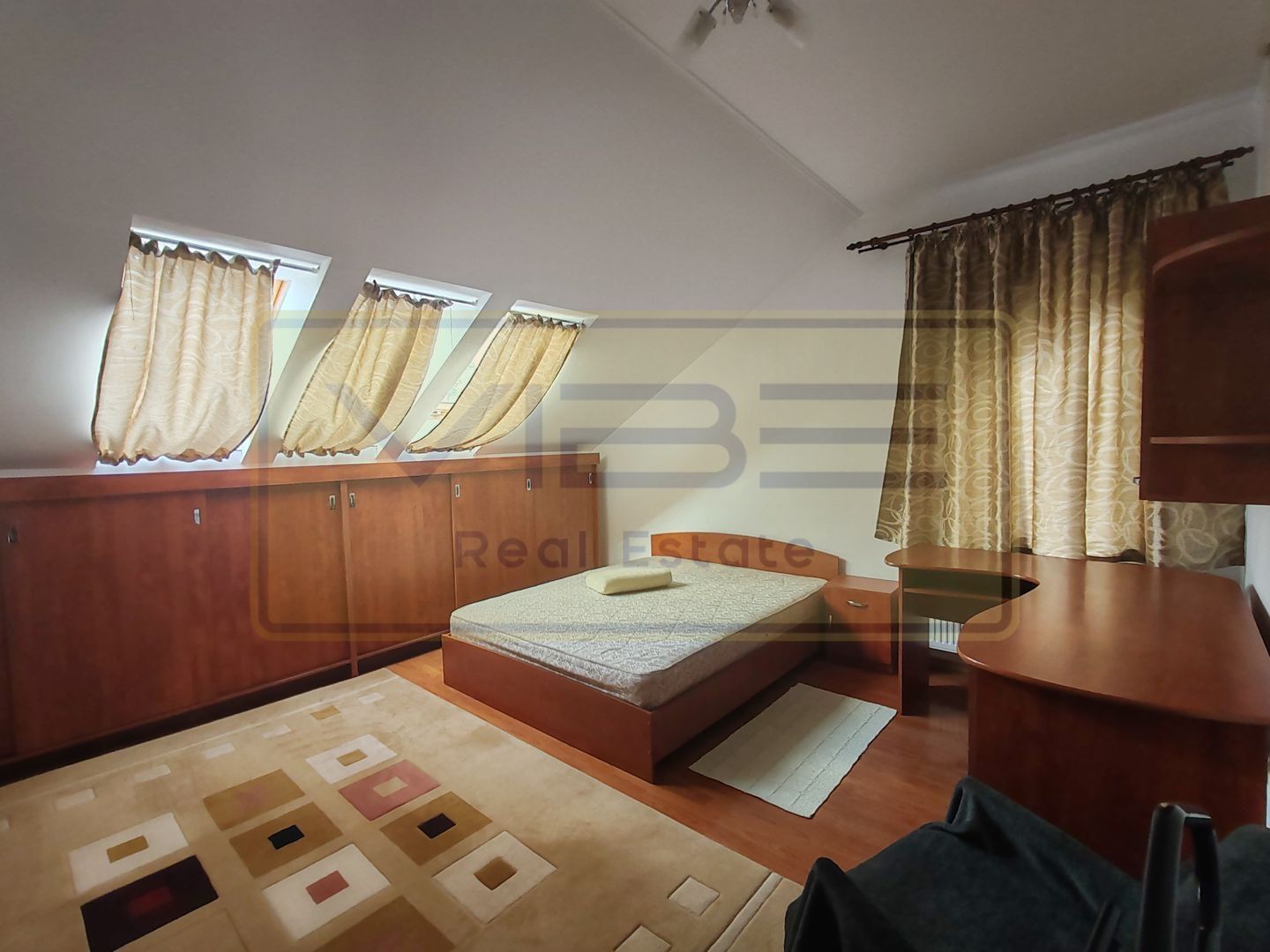 Apartament/birou -200mp- 5 camere la Vilă-Moara De Vânt! - Poză 18