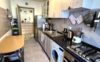 Apartament cu 2 camere decomandate, 2 balcoane, parcare | Str. Cetății - Poză 6