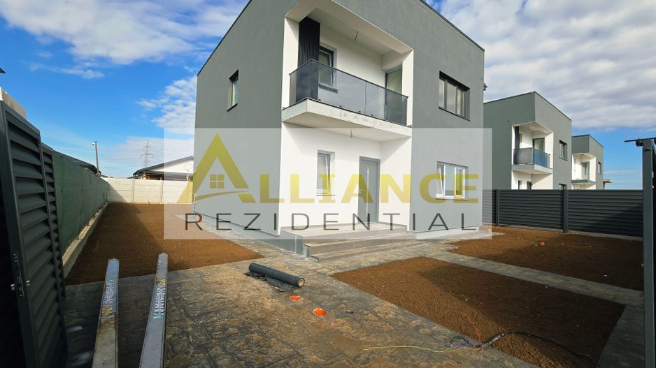 Vila individuala-5 camere-200m de autobuz-pod cu placa de beton - Poză 7
