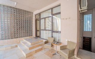 Ultracentral -Cladire impozanta  D+P+2E. - Poză 46