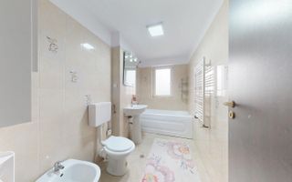 Apartament 3 camere, 121 mp,2 bai, 3 balcoane-zona Subcetate/Sanpetru - Poză 8