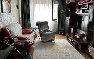 De vanzare Apartament 3 camere Crangasi - Poză 1