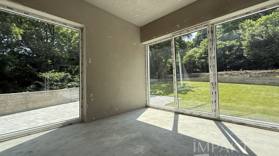 Case cuplate la liziera padurii , ideale pentru 2 familii ! - Poză 10