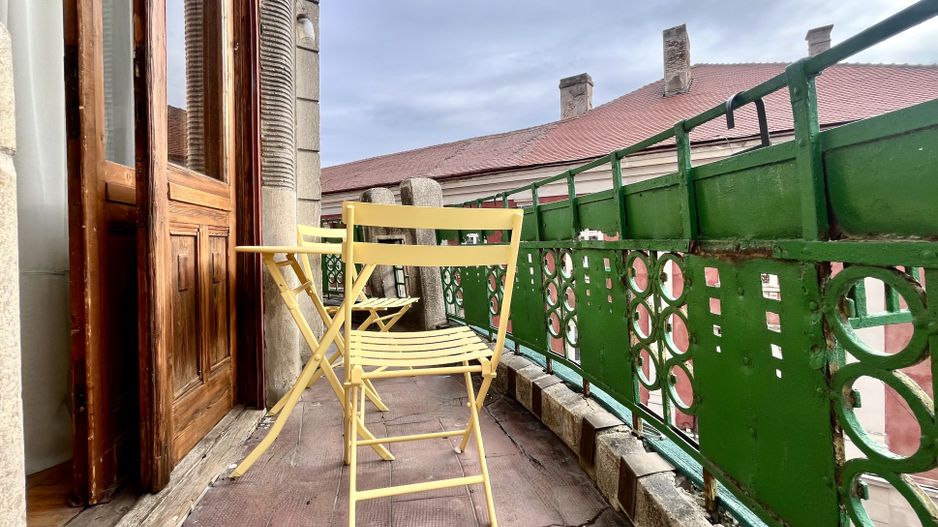 Apartament grandios cu vedere spectaculoasă spre Piața Libertății - Poză 32