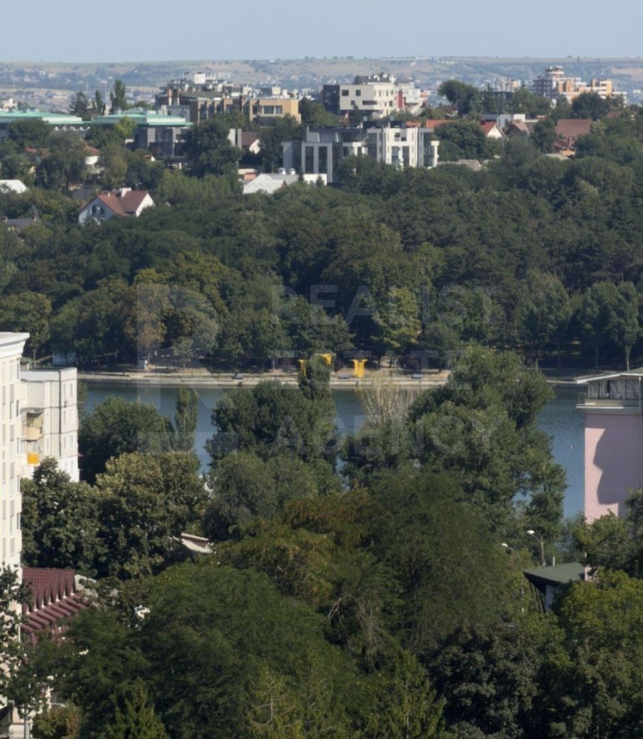 Vânzare, apartament 3 camere 70 mp, str. Vasile Lupu, Buiucani - Poză 19