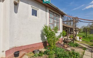 Casă cu 3 camere și 1047 mp în Peregu Mic - Poză 14