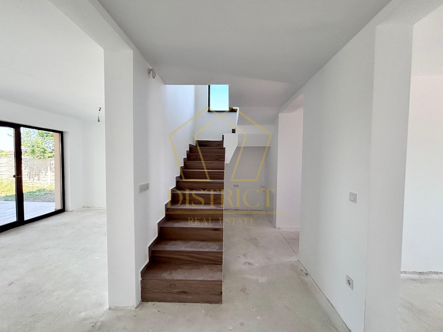 COM 0% Casa moderna cu 4 camere si garaj | Dumbravita - Poză 7