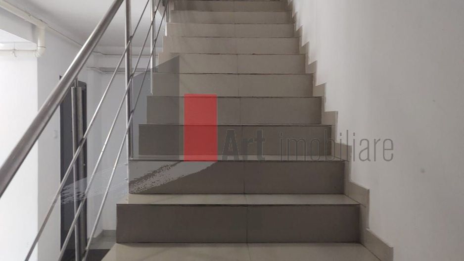 Vânzare apartament 2 camere metrou Apărătorii Patriei - Poză 4