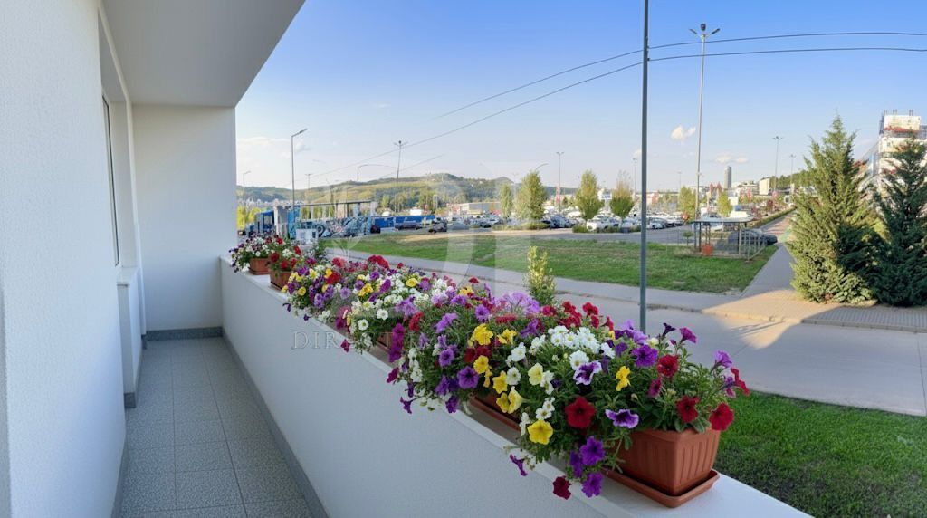 Apartament de Vanzare /  Zona Vivo / Floresti - Poză 5