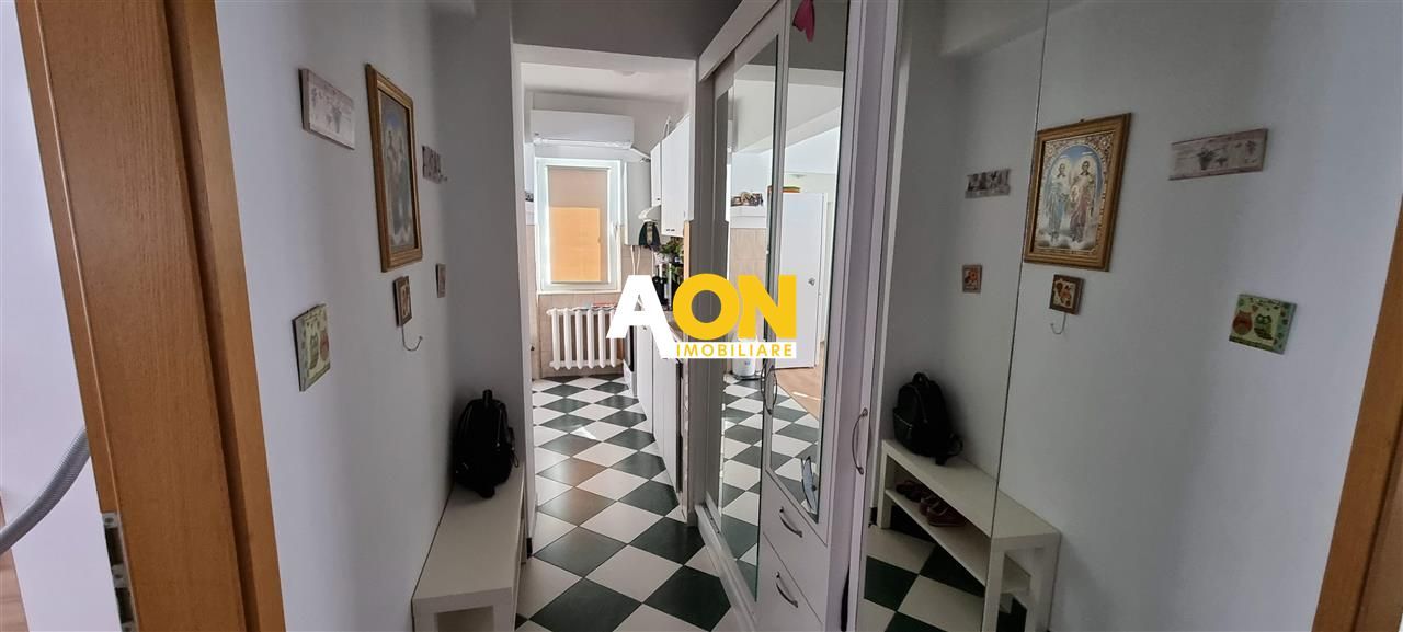 De vanzare apartament 3 camere Ampoi 1 - Poză 5