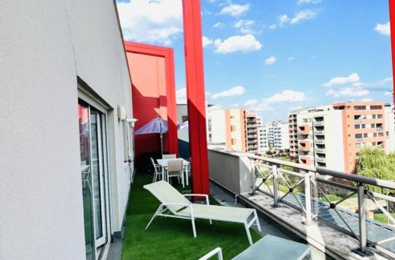 Penthouse cu 4 camere, terasa 132 mp, zona Torontalului - Poză 13