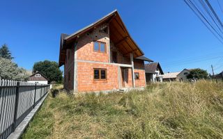 CASA LA ROSU DIN CARAMIDA + GARAJ I 12,5 ARI I VICOV DE SUS I - Poză 4
